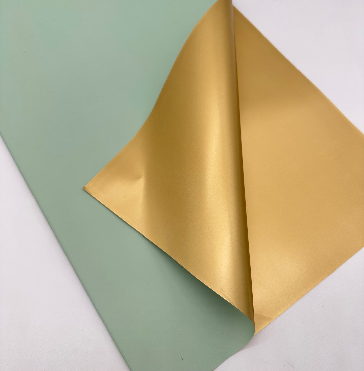Double Sided Gold / Mint Flower Wrapping