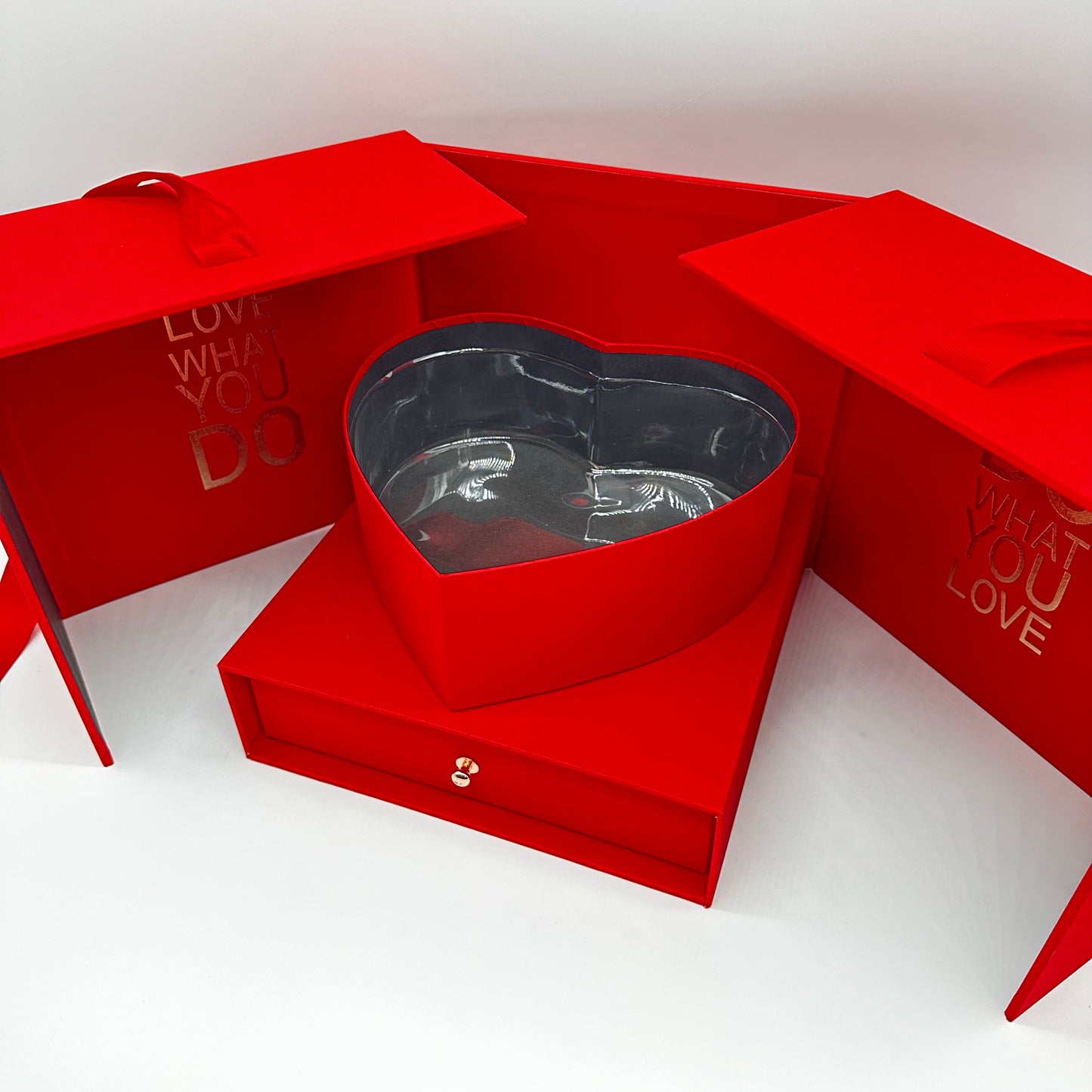 Enclosed Heart Wooden Box