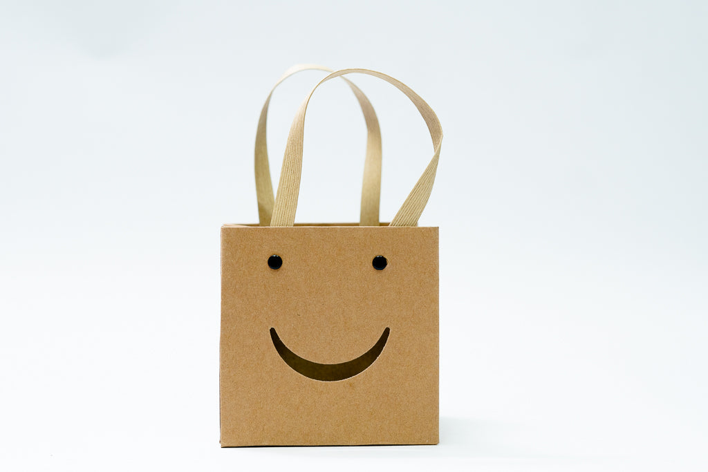 Happy Face Small Kraft Pck 12