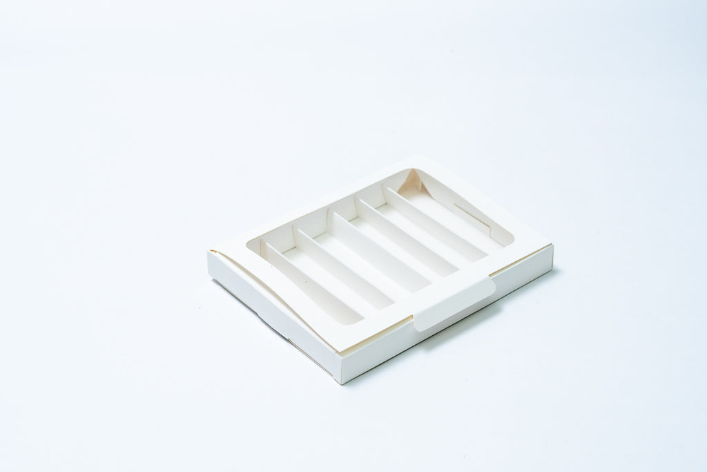 Candy Window Box White Pack 12