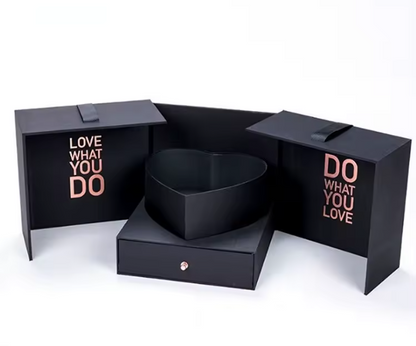 Enclosed Heart Wooden Box